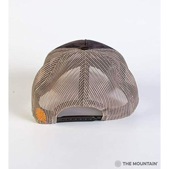 The Mountain Chocolate Lab Mens Graphic Trucker Hat Brown Adjustable Mesh Cap - Picture 3 of 3